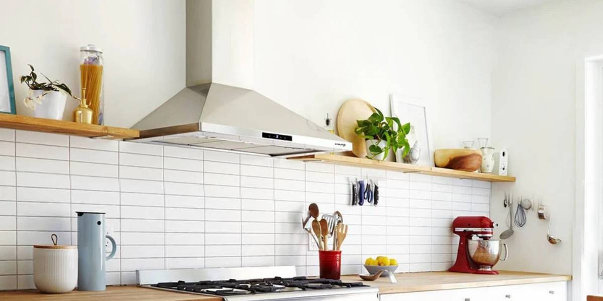 How Does a Range Hood Work?